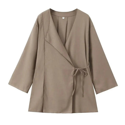 Jezebel Wickel-Bluse und Hose Set