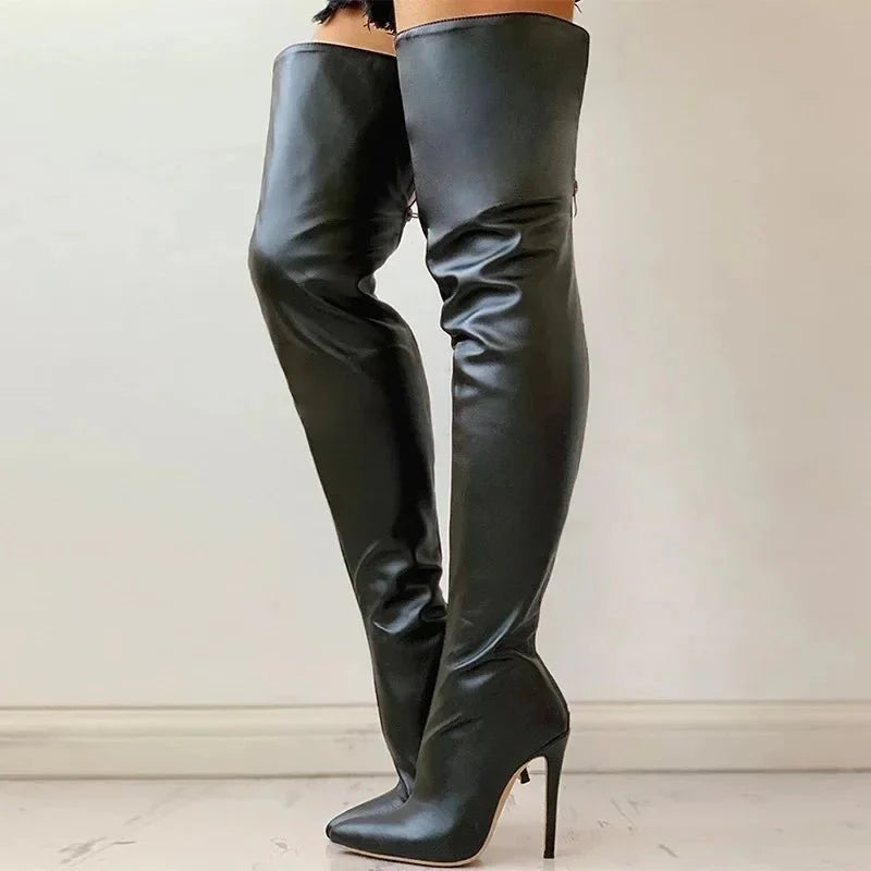 Yassi Oberschenkelhohe Stiletto-Stiefel