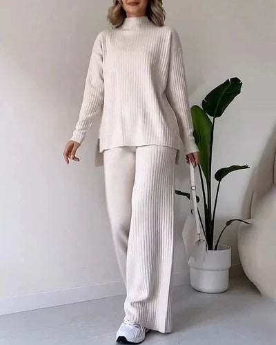Zainab Gerippter Pullover und Hose Set