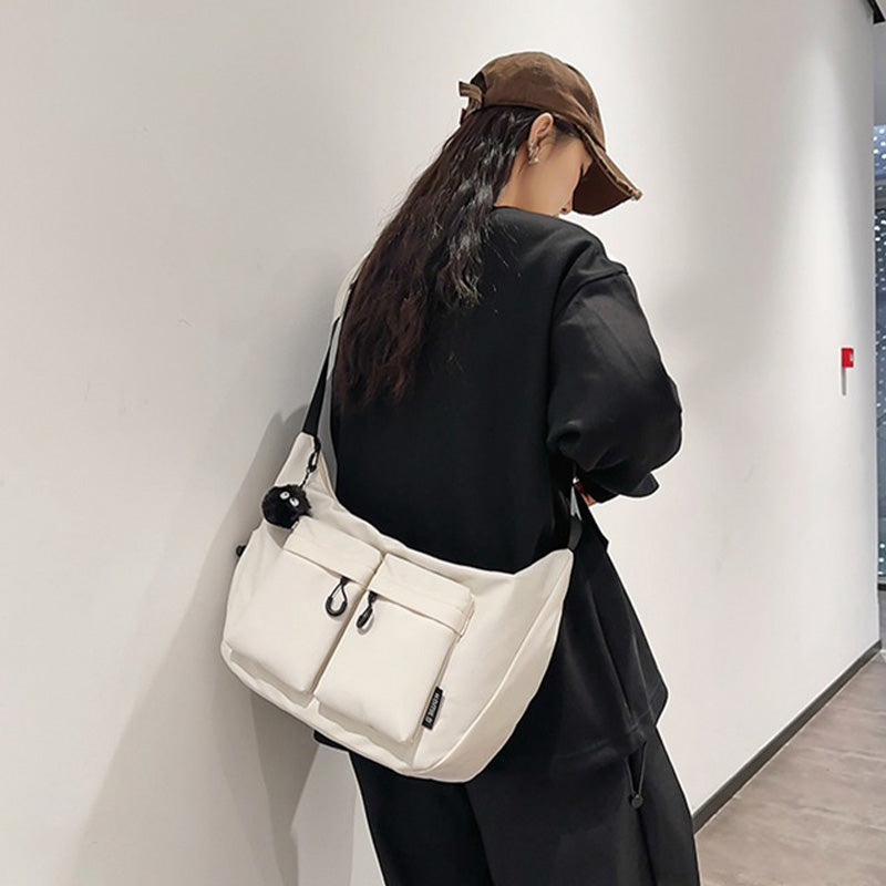 William | Messenger-Tasche aus Canvas mit großem Fassungsvermögen