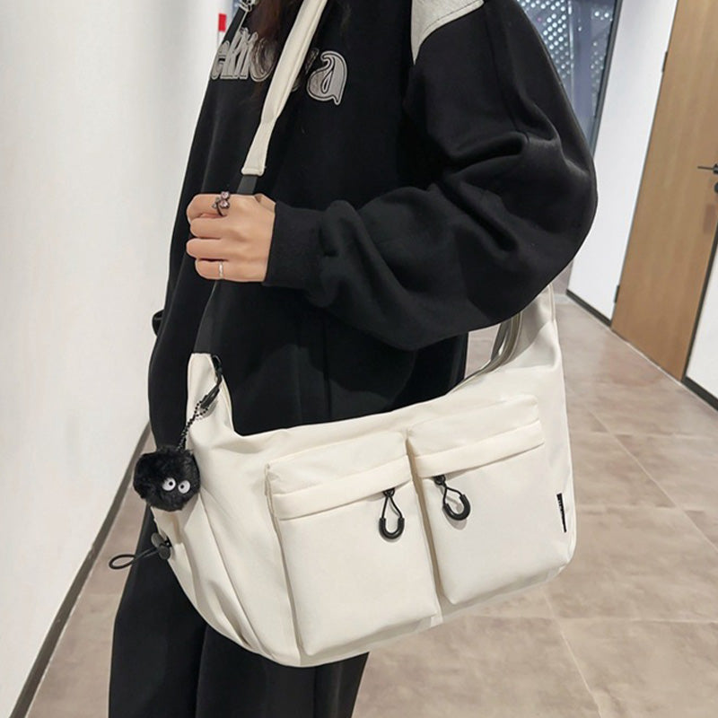 William | Messenger-Tasche aus Canvas mit großem Fassungsvermögen