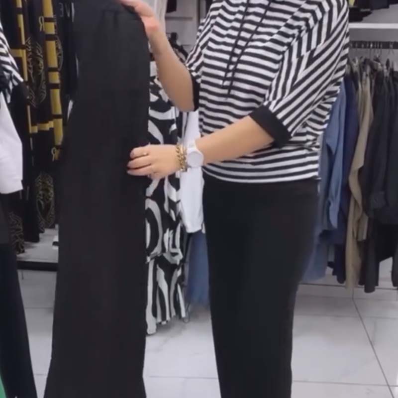 May | Damenoberteil mit Streifen und einfarbiges Hosen-Set