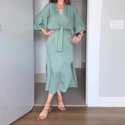 Connie | Elegantes Damenkleid mit Taillenschnürung und seitlichem Schlitz und V-Ausschnitt