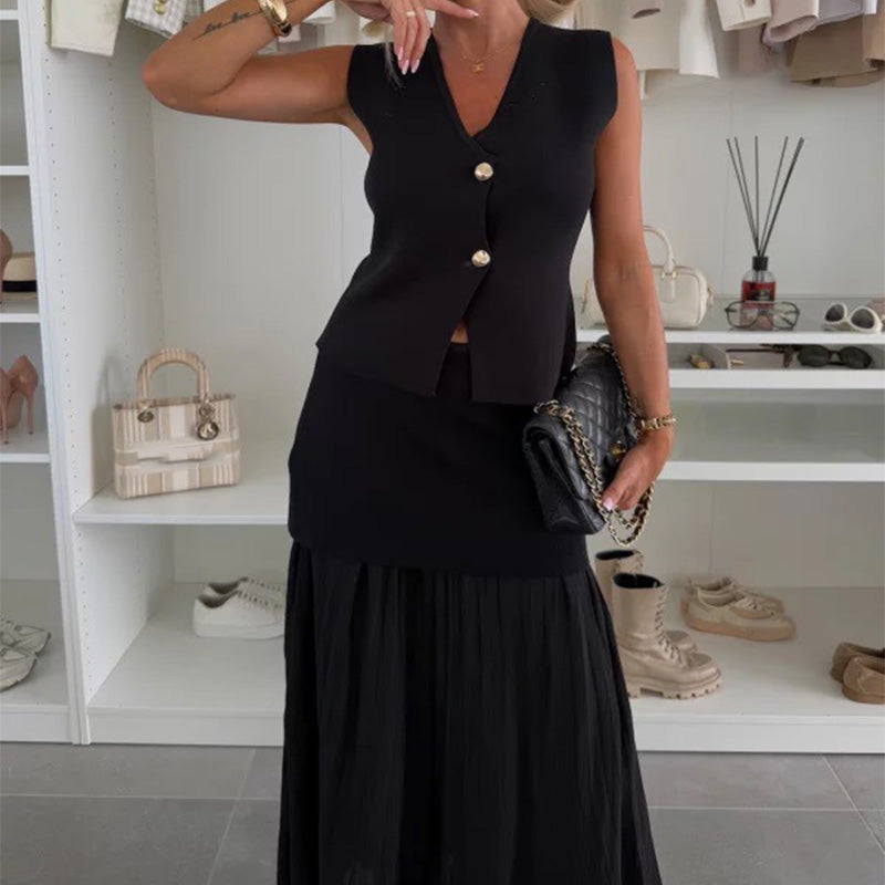 Wanda | Damen-Set aus Strickcardigan mit Goldknöpfen und Rock