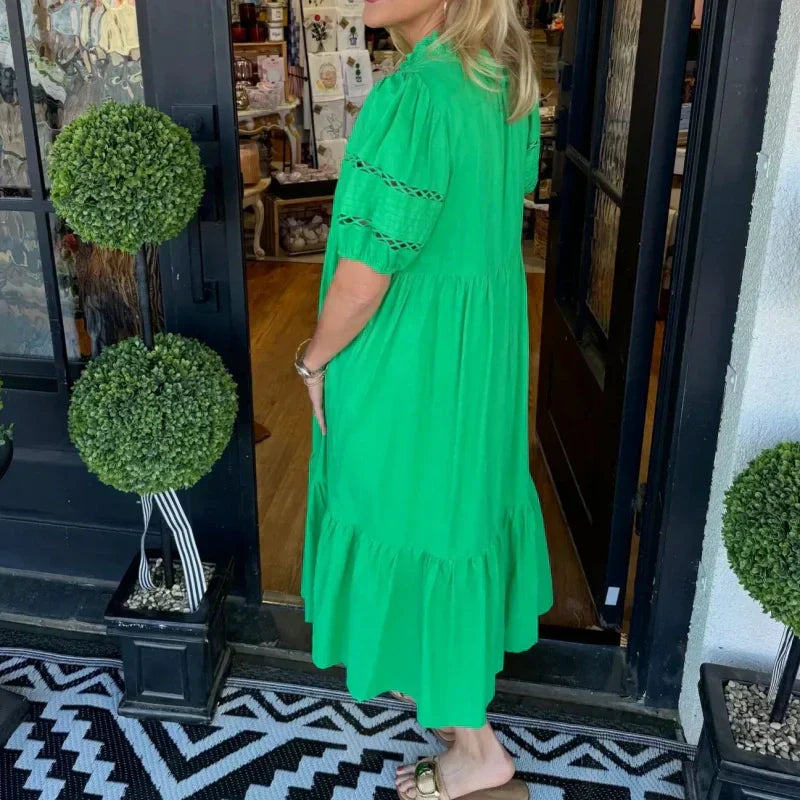 Scotty | Elegantes Damenkleid mit Rüschenärmeln und V-Ausschnitt