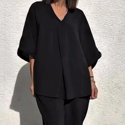 Thalia | Lässiger Loose-Fit Damenpullover mit V-Ausschnitt und Hose Zweiteiler Set