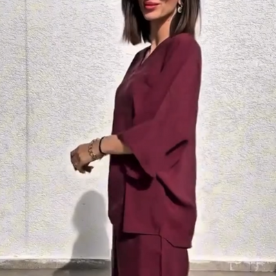 Thalia | Lässiger Loose-Fit Damenpullover mit V-Ausschnitt und Hose Zweiteiler Set