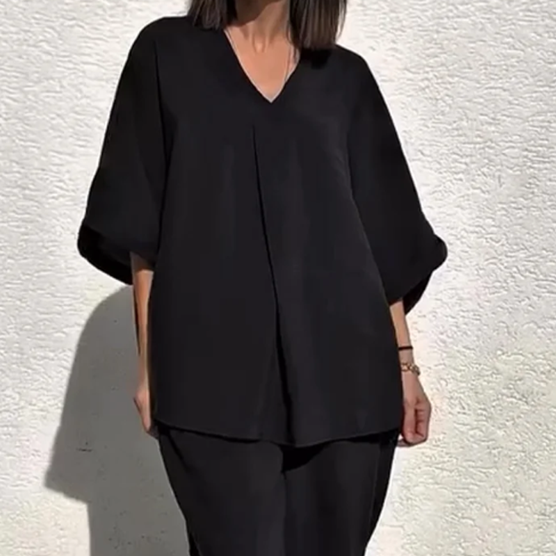 Thalia | Lässiger Loose-Fit Damenpullover mit V-Ausschnitt und Hose Zweiteiler Set