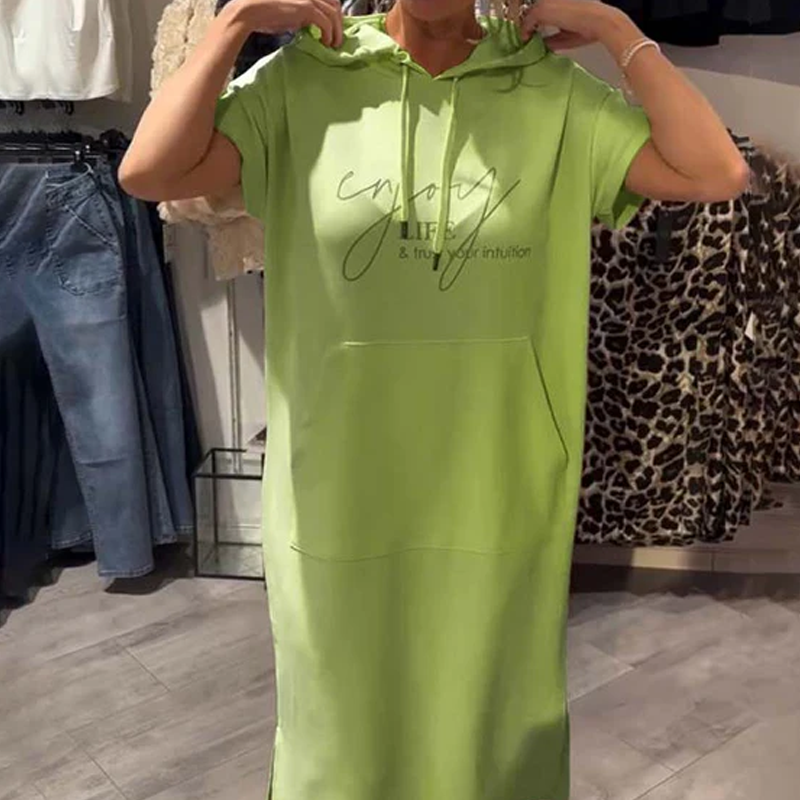 Adonisa | Damenkleid mit kurzen Ärmeln und Kapuze